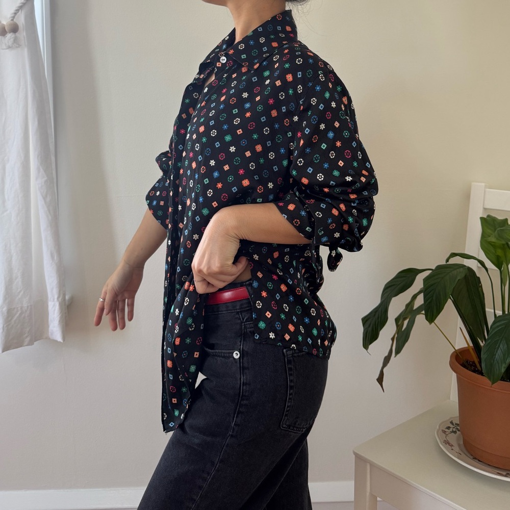 Vintage Kate Hill 100% Silk Black Shirt Multi Colored Floral Retro Vibe Size 14 - Picture 8 of 15
